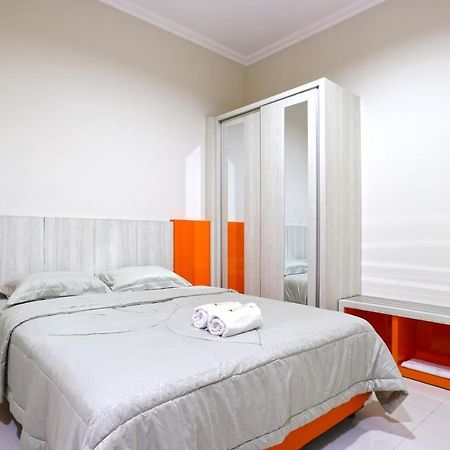 Velozip Kos Exclusive Apartman Surabaya Kültér fotó