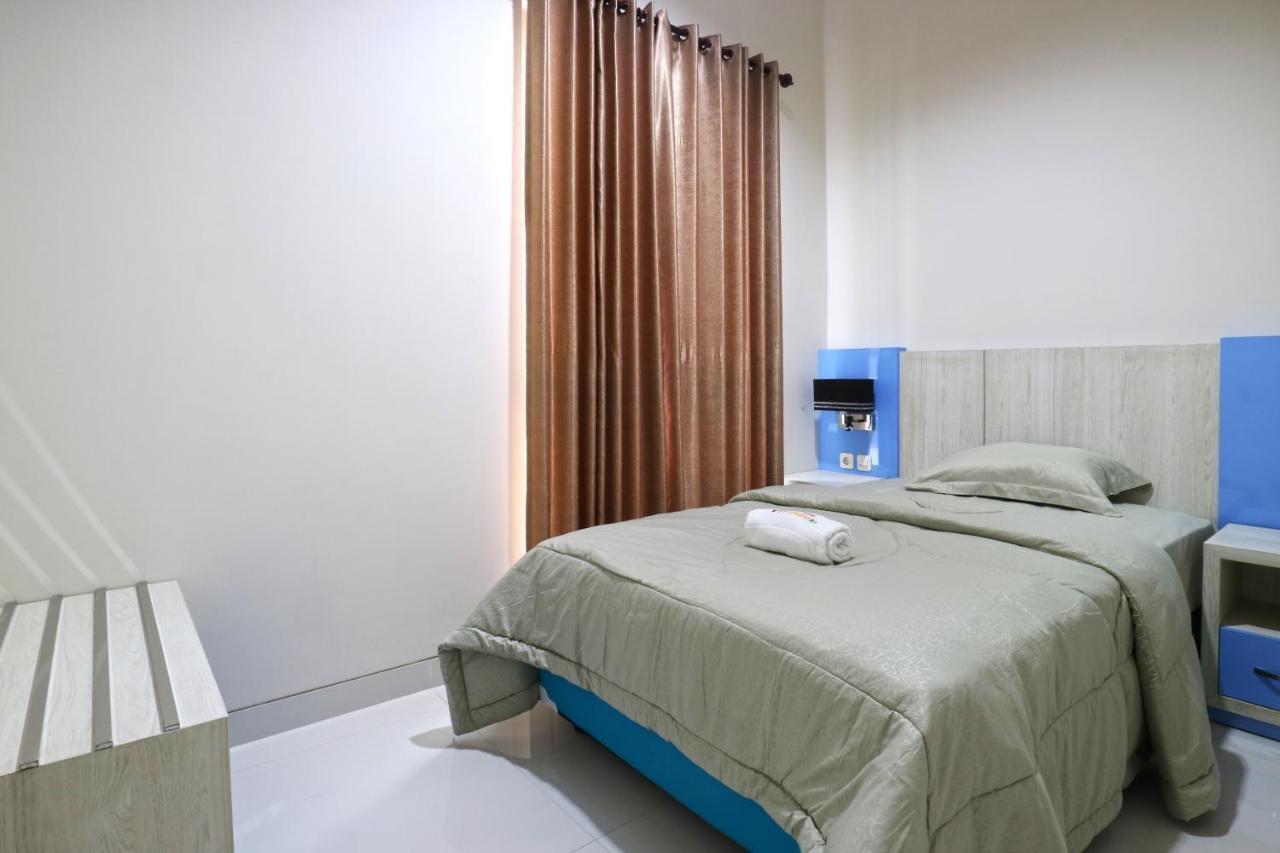 Velozip Kos Exclusive Apartman Surabaya Kültér fotó