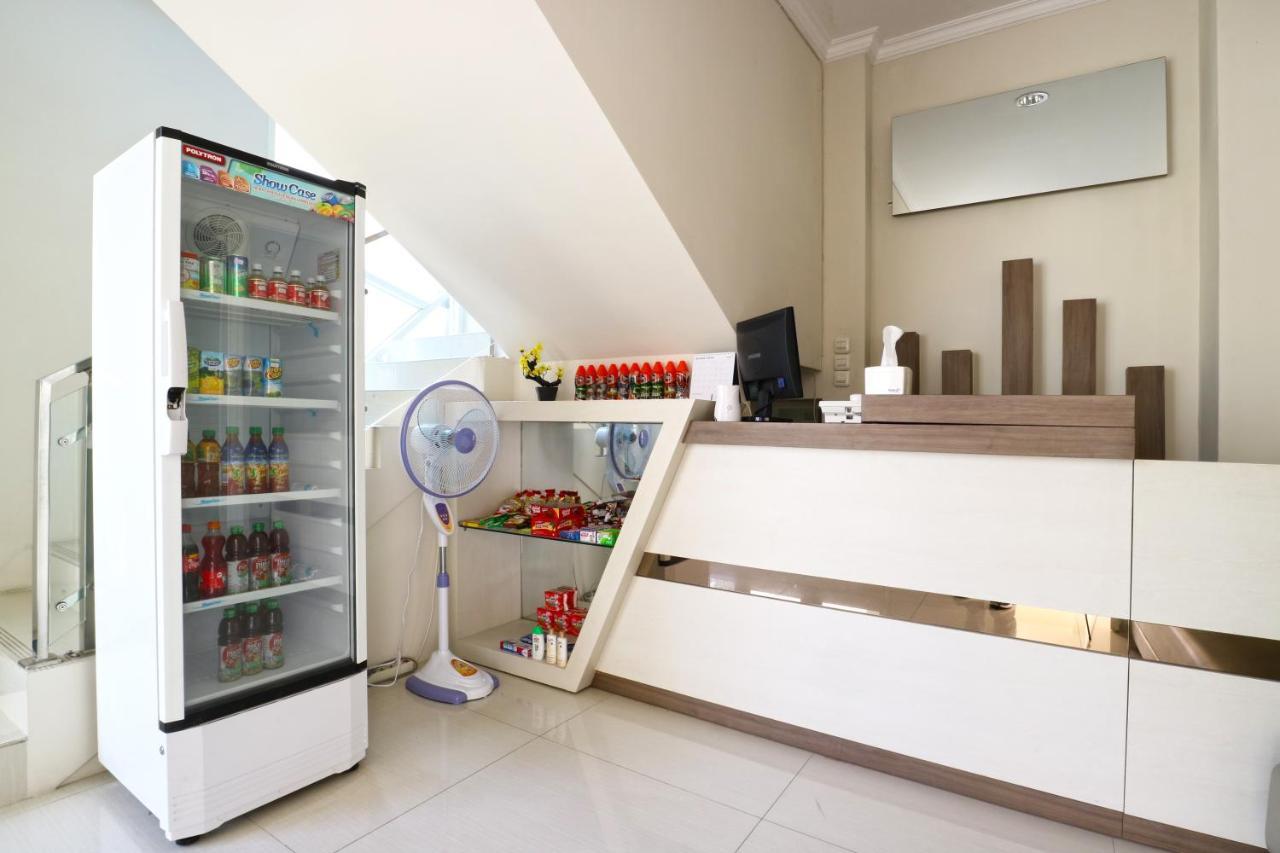 Velozip Kos Exclusive Apartman Surabaya Kültér fotó