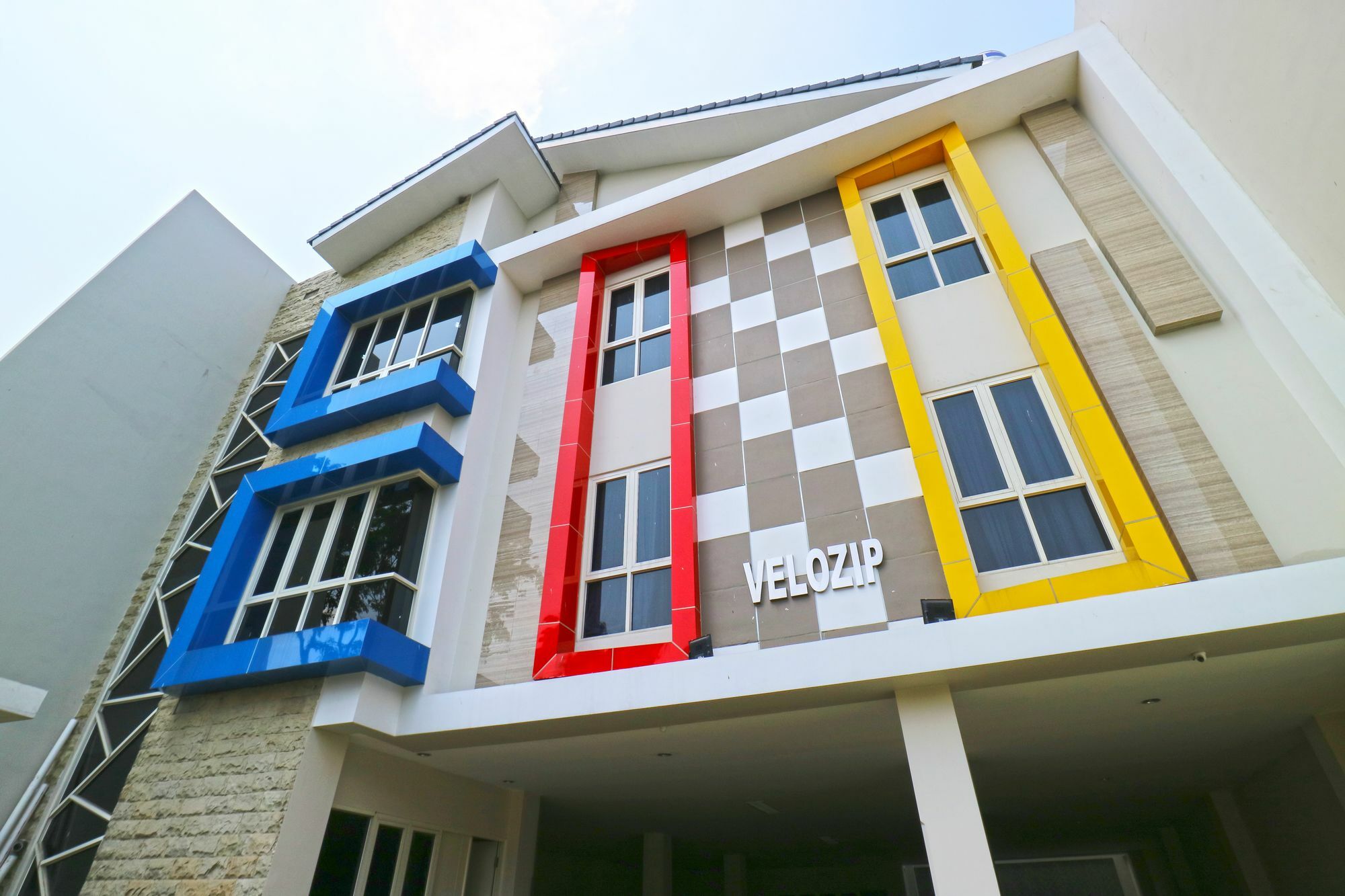 Velozip Kos Exclusive Apartman Surabaya Kültér fotó